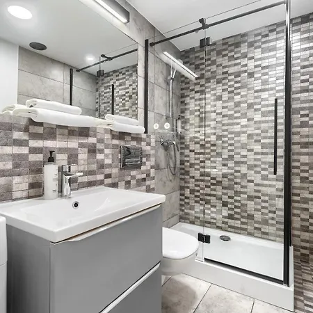Z 1 Sypialnia I Balkonem 1899 By Platinum Apartment *